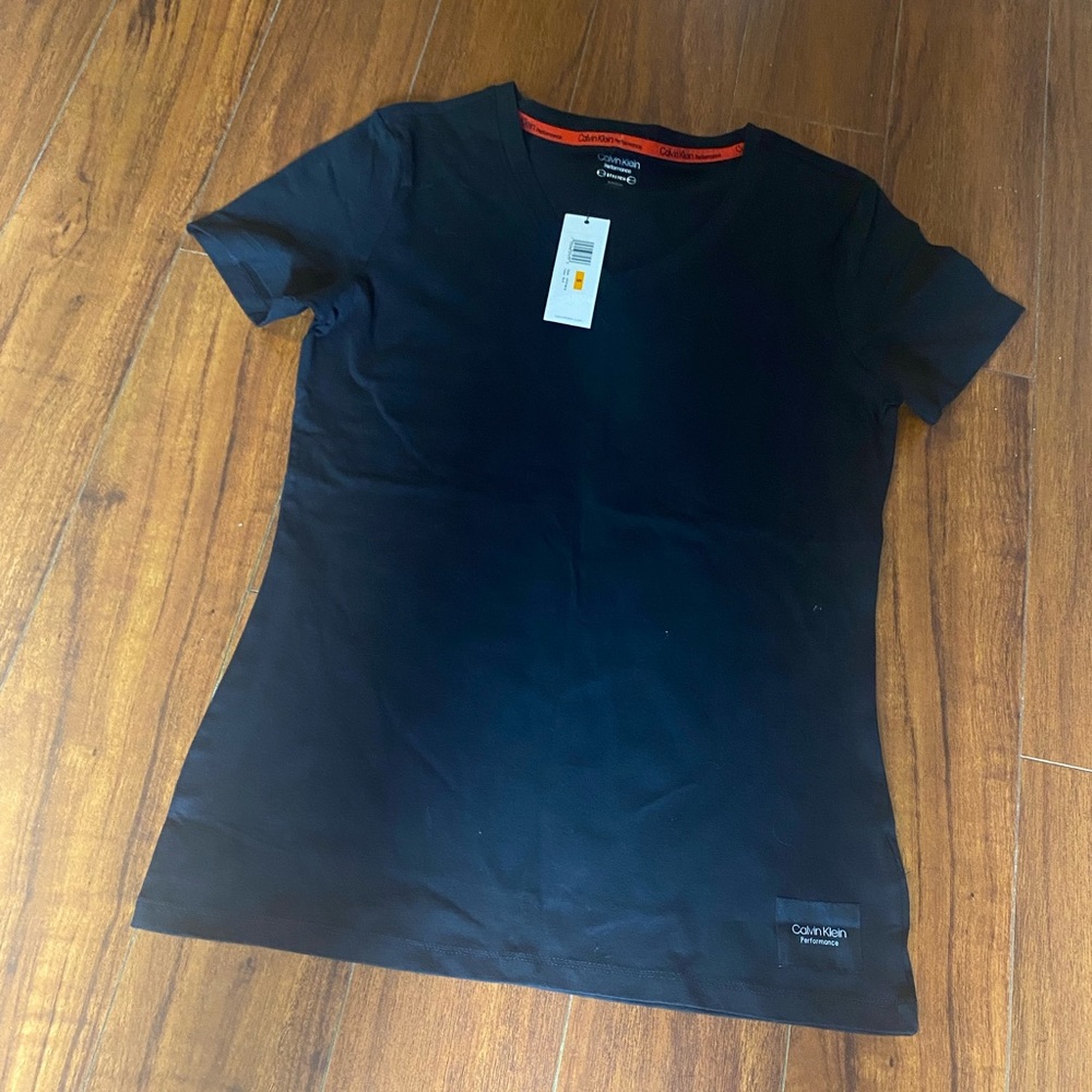 NWT Stretch Calvin Klein Performance V Neck T Shirt